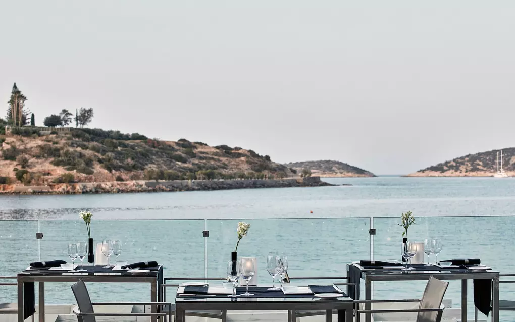 28 - Minos Beach Art Hotel Kreta