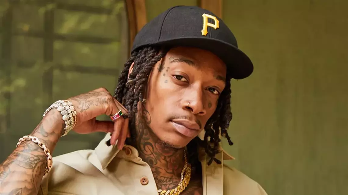 AD Open Door - Inside Wiz Khalifas L.A. Mansion
